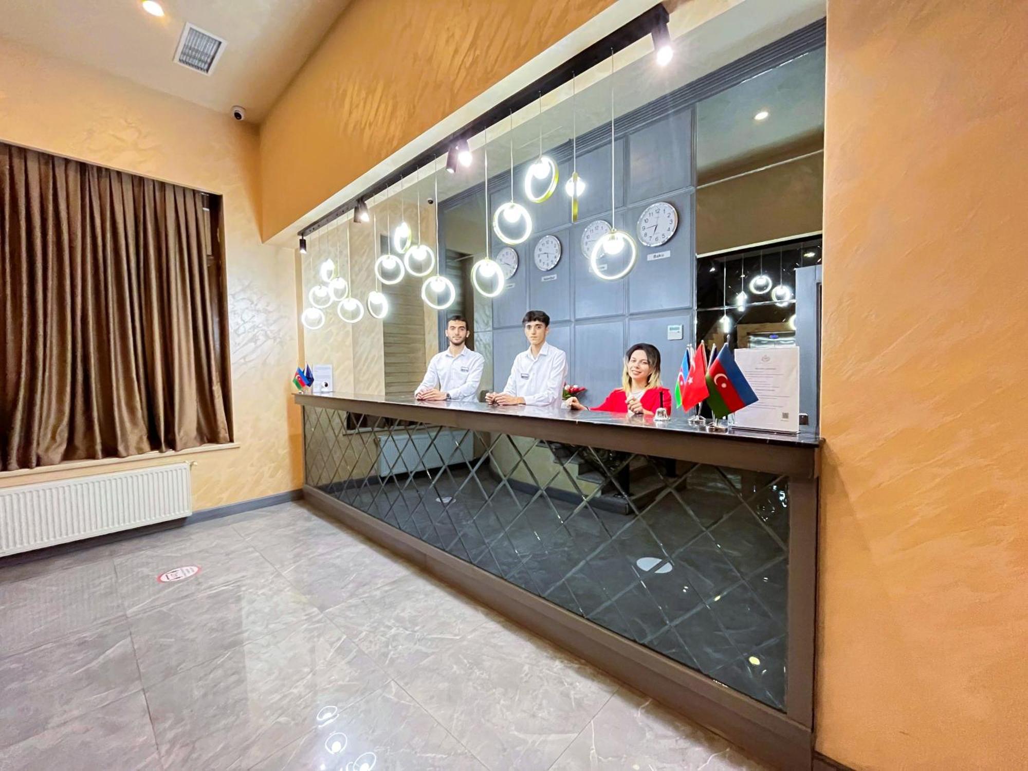 Gm City Hotel Bakoe Buitenkant foto