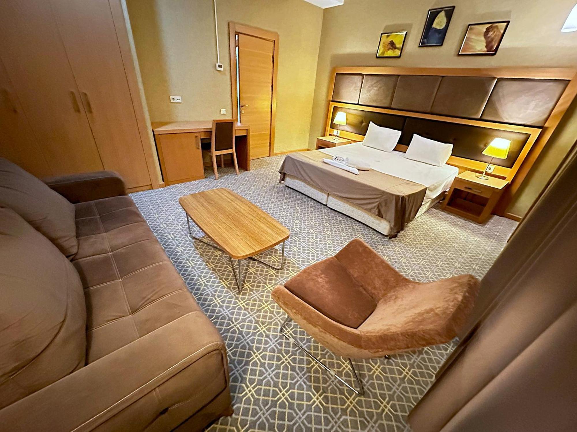 Gm City Hotel Bakoe Kamer foto
